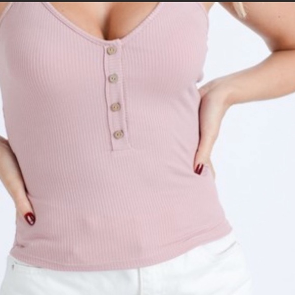 Ribbed Knit Cami💕 - Picture 2 of 4